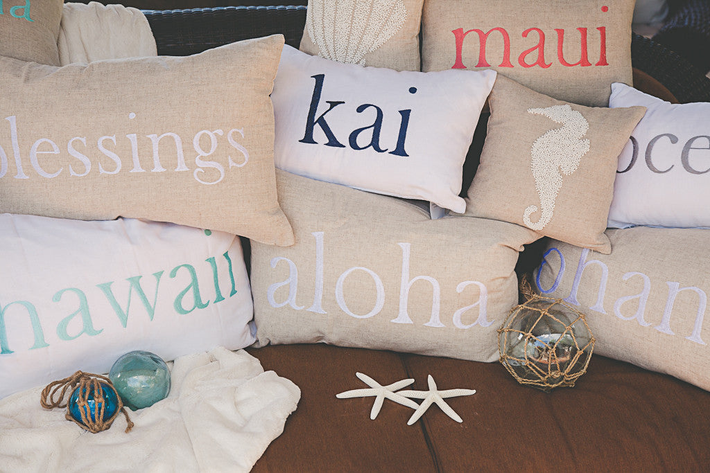Kai/Sea | Reverse Text Small Rectangle Pillow Cover